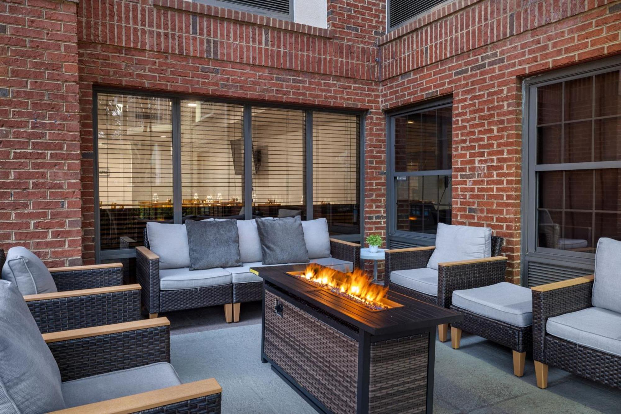 Four Points By Sheraton Greensboro Airport Luaran gambar