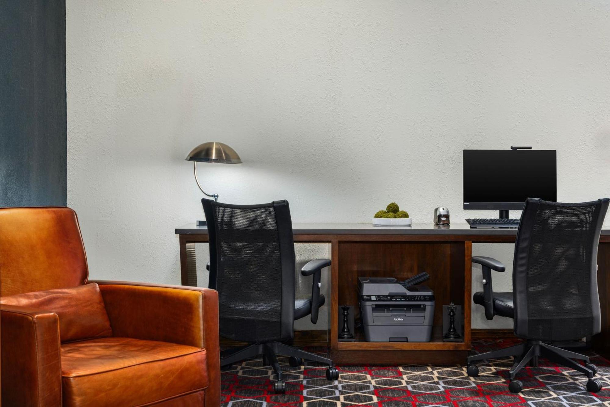 Four Points By Sheraton Greensboro Airport Luaran gambar