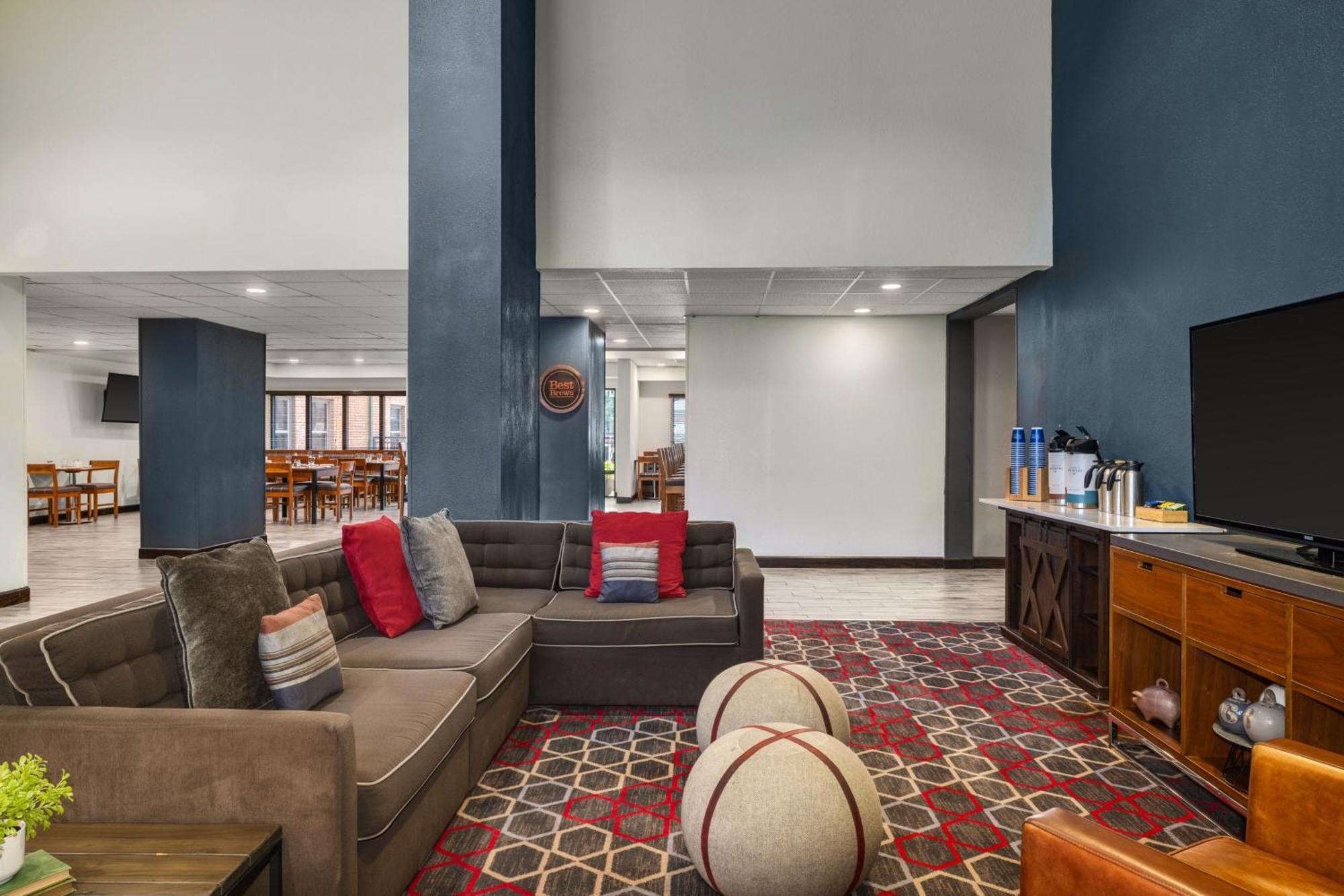 Four Points By Sheraton Greensboro Airport Luaran gambar