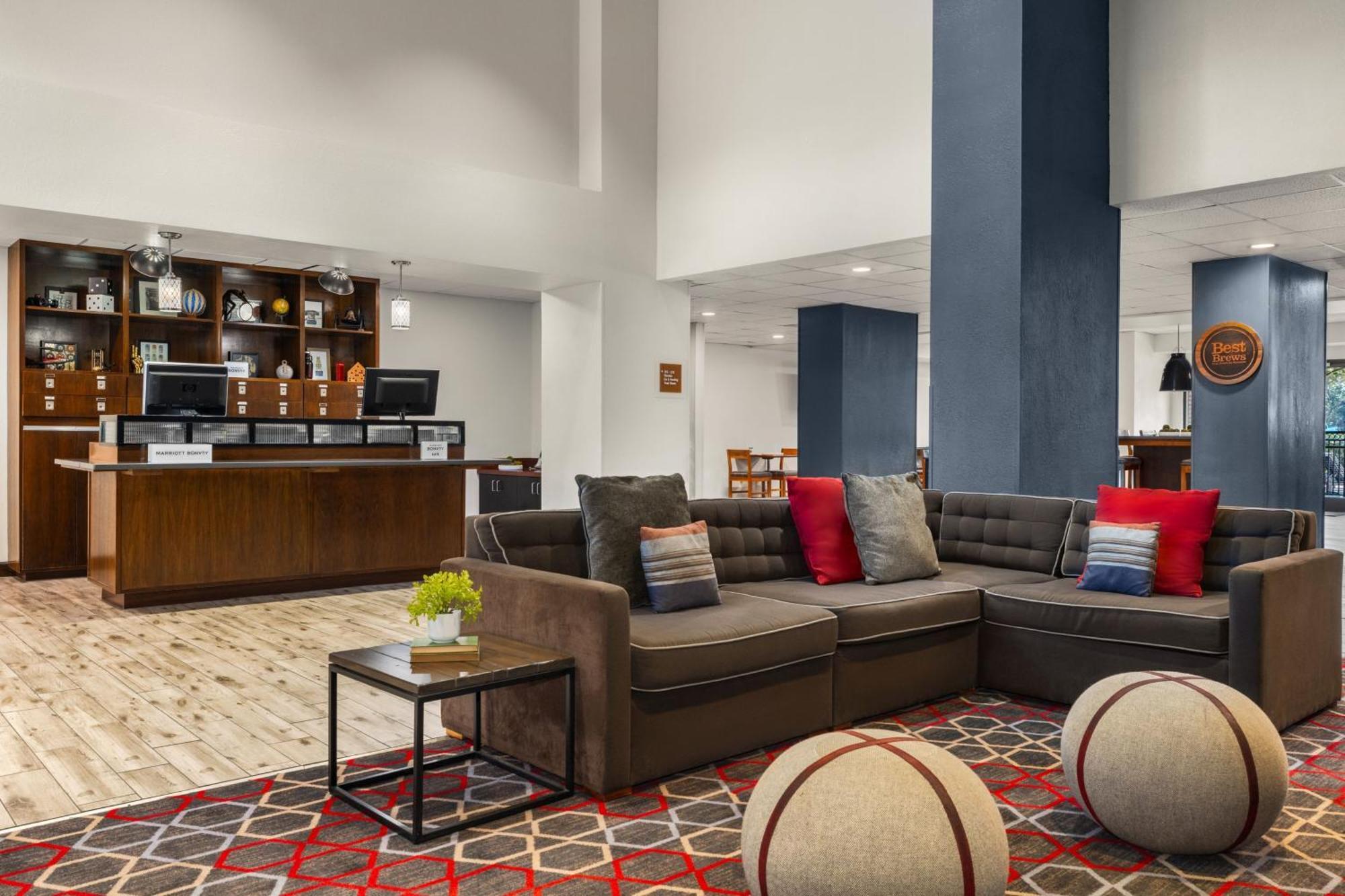 Four Points By Sheraton Greensboro Airport Luaran gambar