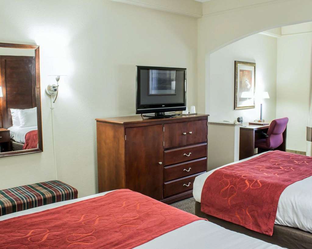 Four Points By Sheraton Greensboro Airport Bilik gambar