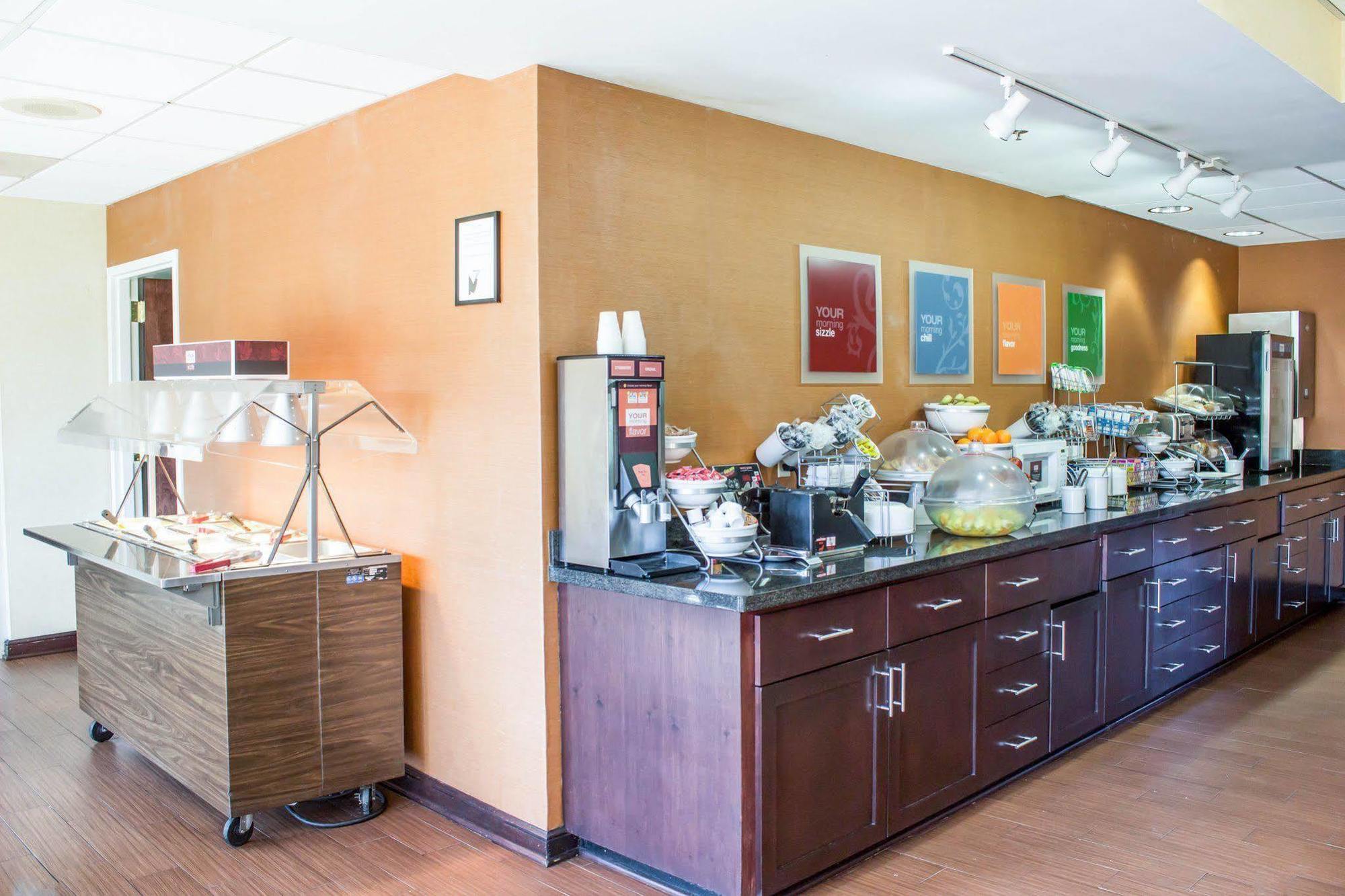 Four Points By Sheraton Greensboro Airport Luaran gambar